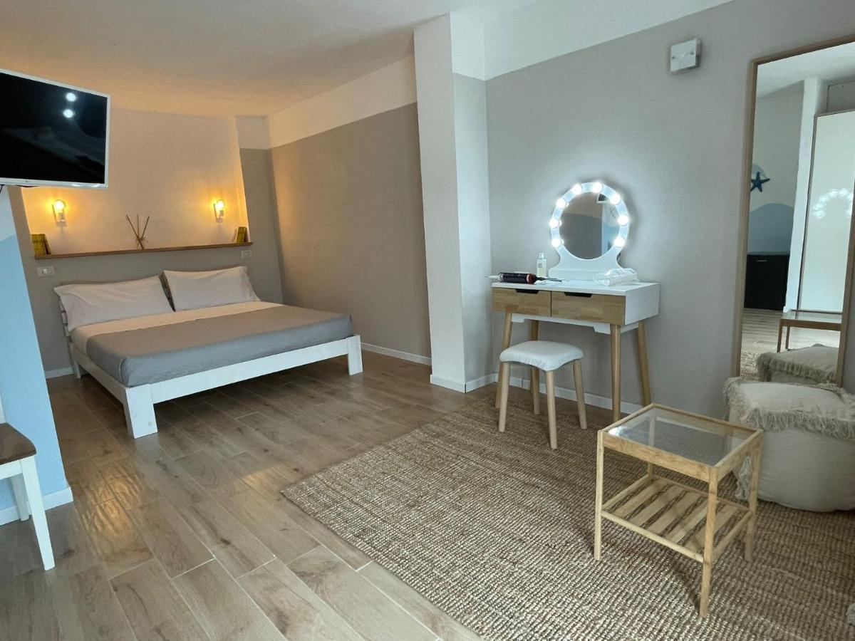 La Pecora Nera B&B Будони Екстериор снимка