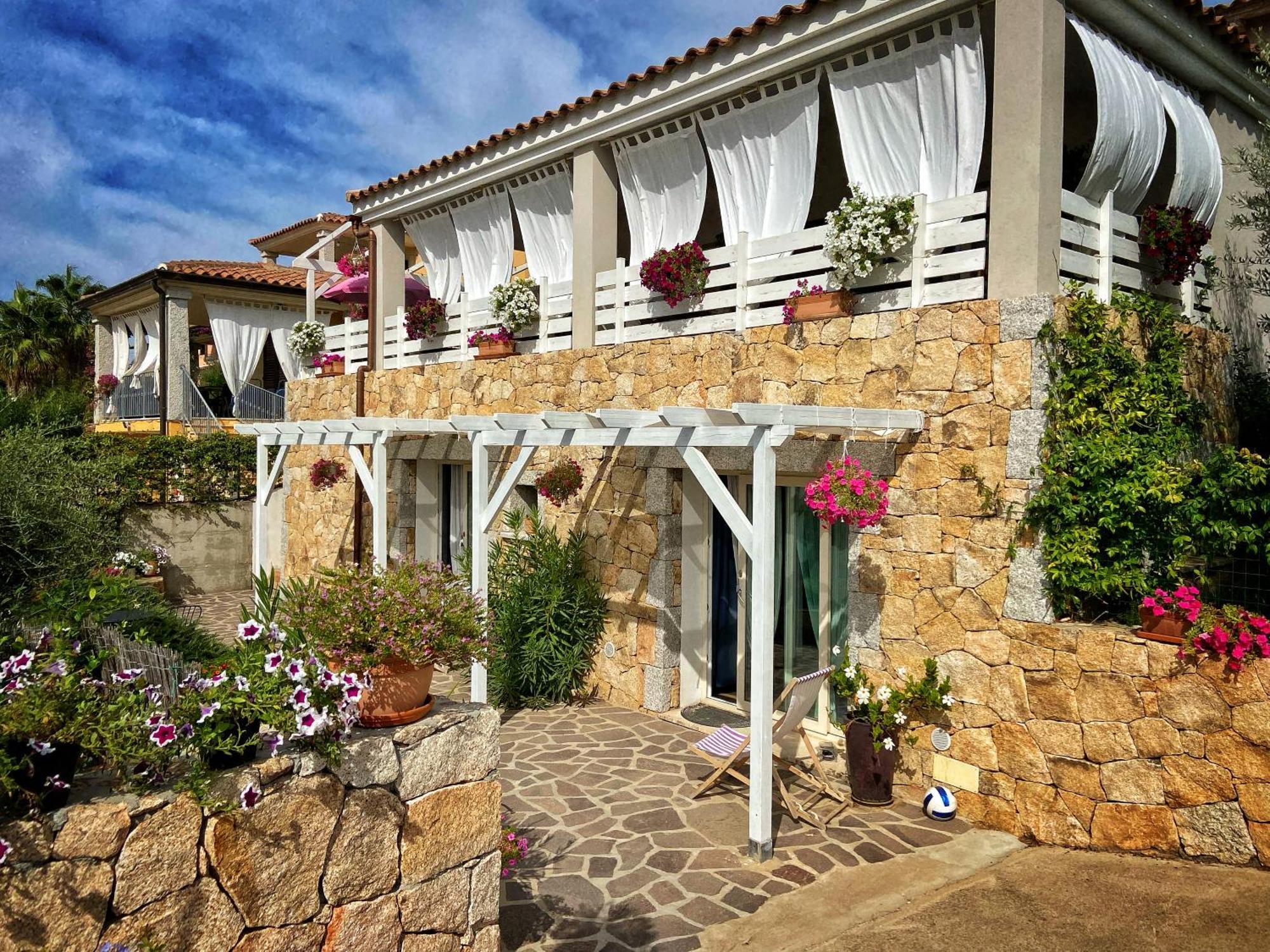 La Pecora Nera B&B Будони Екстериор снимка