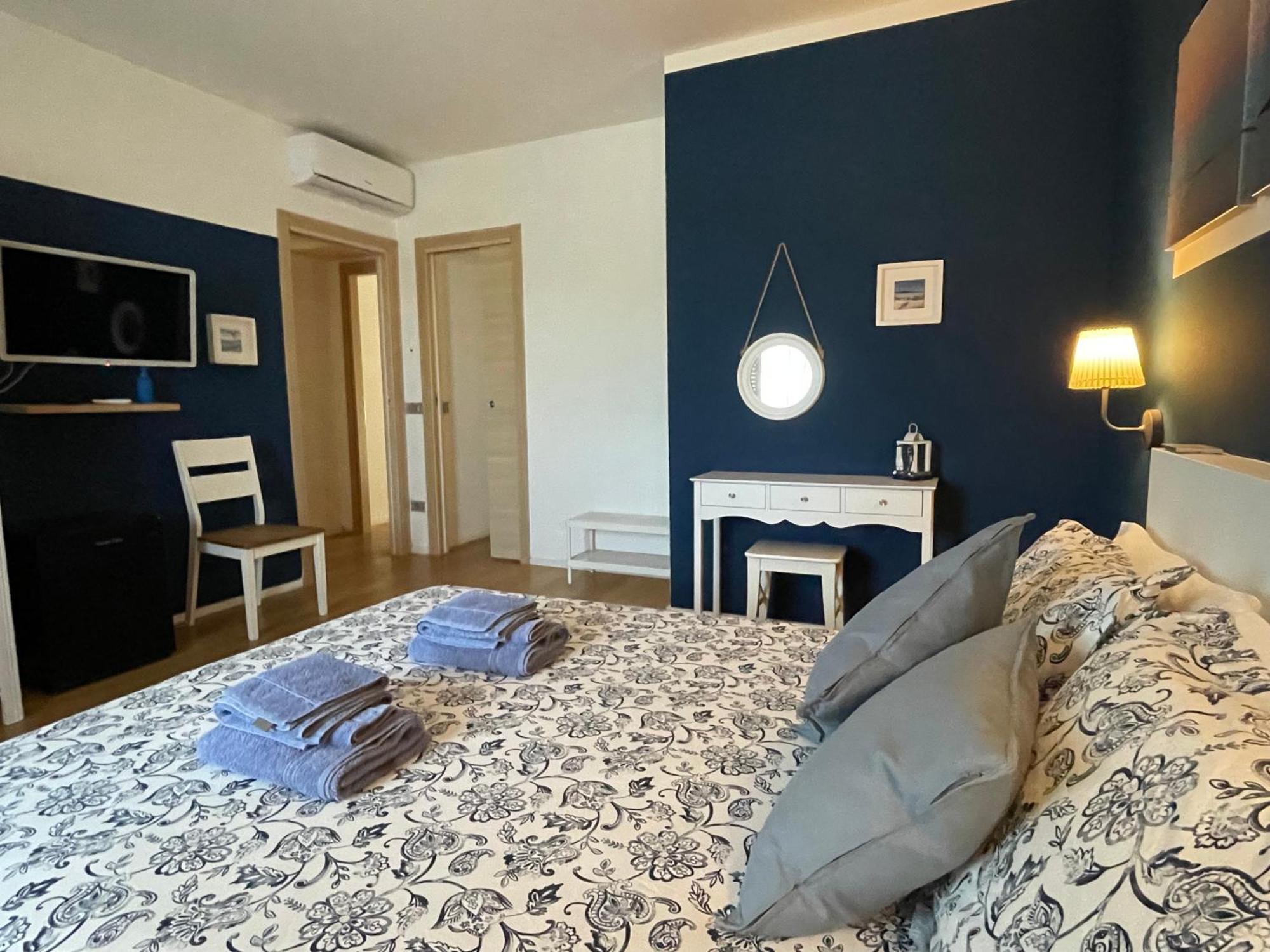 La Pecora Nera B&B Будони Екстериор снимка